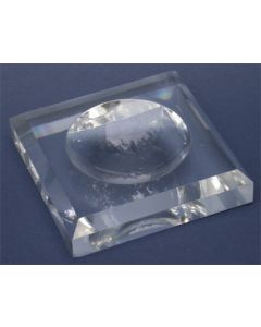 Acrylglas Sokkel 50 x 50 x 13 mm. met uitholling