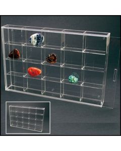 Vitrine 300 x 200 x 45 mm. met 20 vakken 